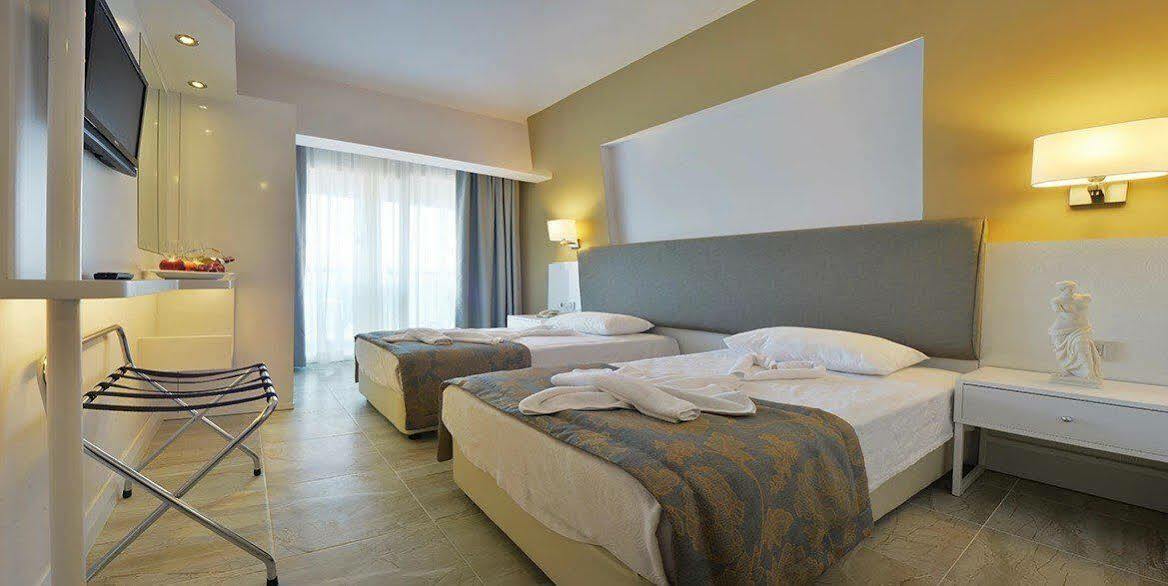 Maris Beach Hotel Marmaris Exterior photo